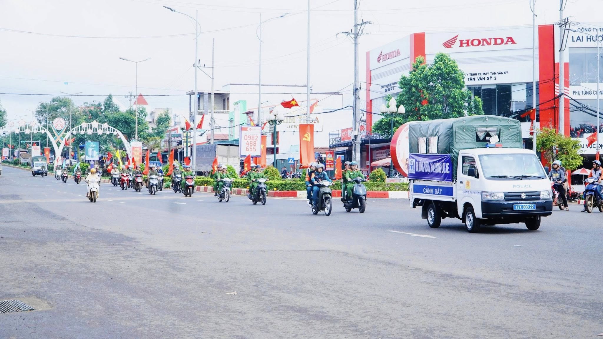 Lễ ra quân cao điểm tấn công, trấn áp tội phạm, bảo đảm an ninh trật tự phục vụ các sự kiện chính trị quan trọng